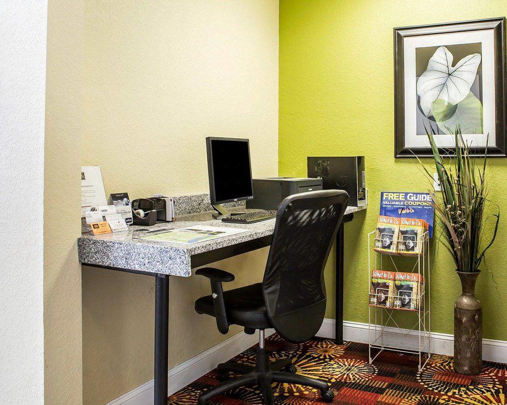 Oyo Hotel Knoxville Tn Cedar Bluff I-40 ภายนอก รูปภาพ