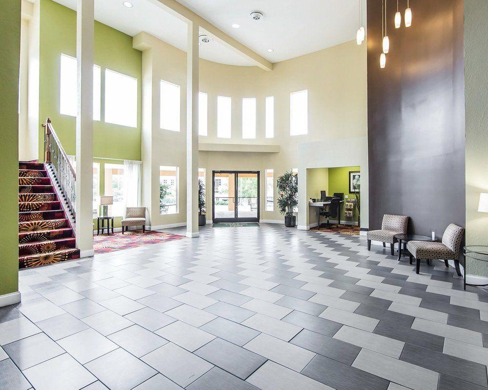 Oyo Hotel Knoxville Tn Cedar Bluff I-40 ภายนอก รูปภาพ