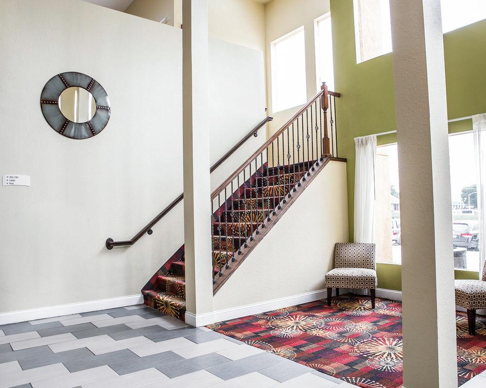 Oyo Hotel Knoxville Tn Cedar Bluff I-40 ภายนอก รูปภาพ